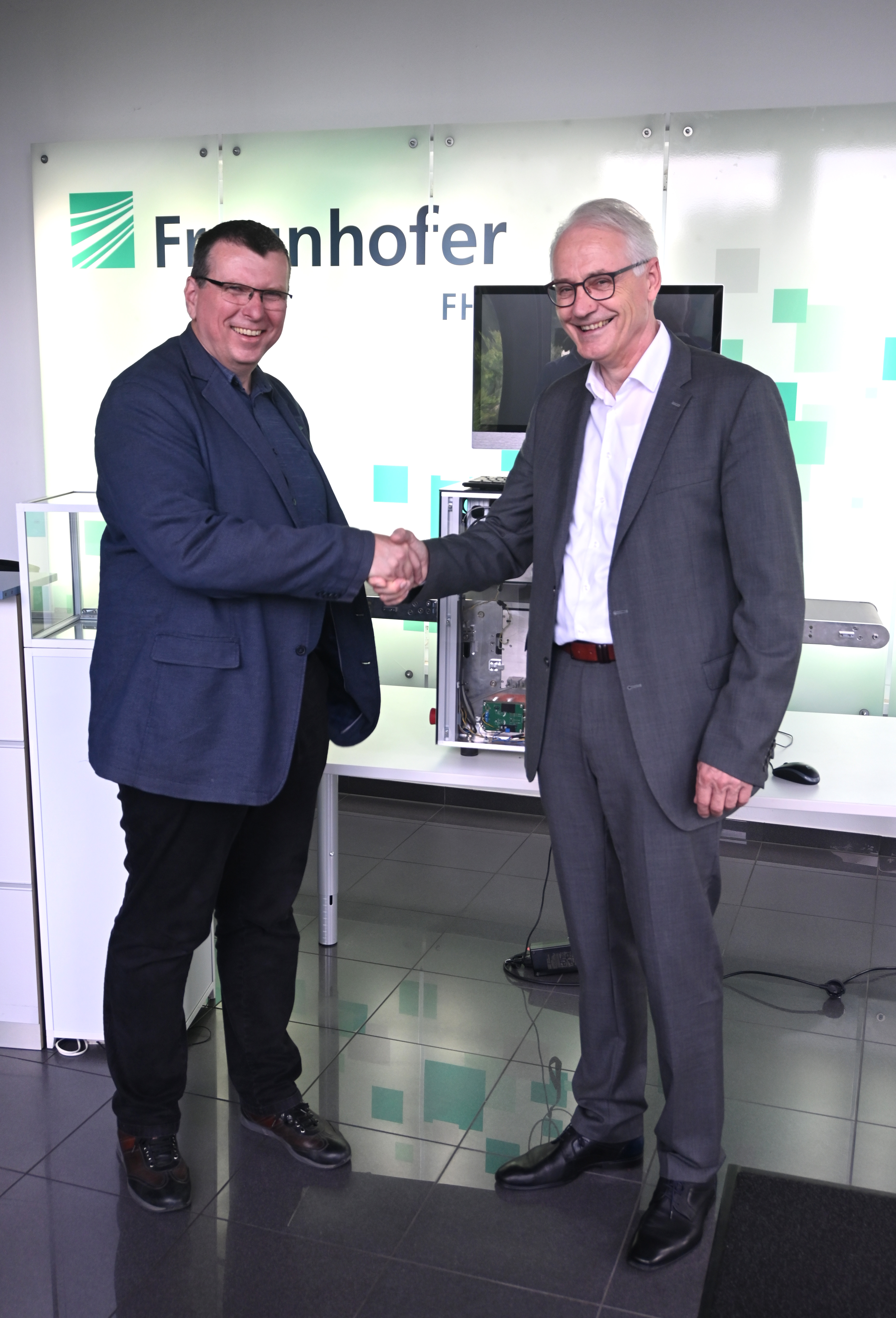Besuch Prof. Stoffel, Präsident Hochschule Koblenz, am Fraunhofer FHR