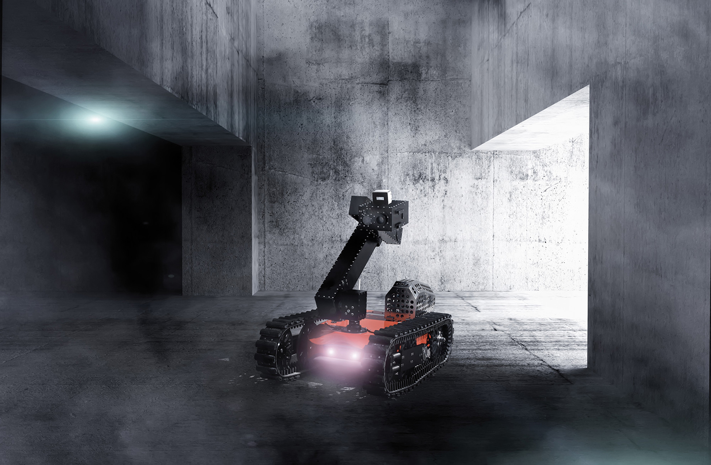 The Smokebot robot‘s many different sensors such as radar, cameras, and laser work together to provide emergency forces with a comprehensive picture of the situation.